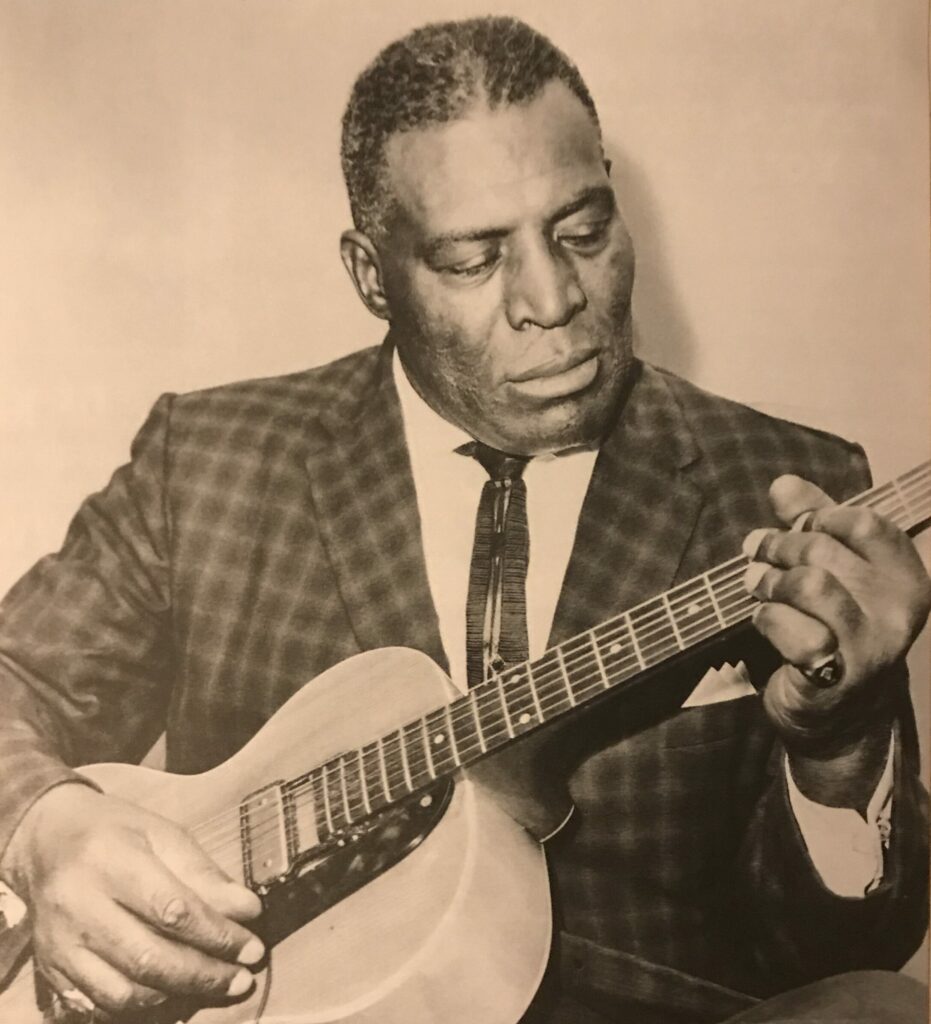 HOWLIN' WOLF